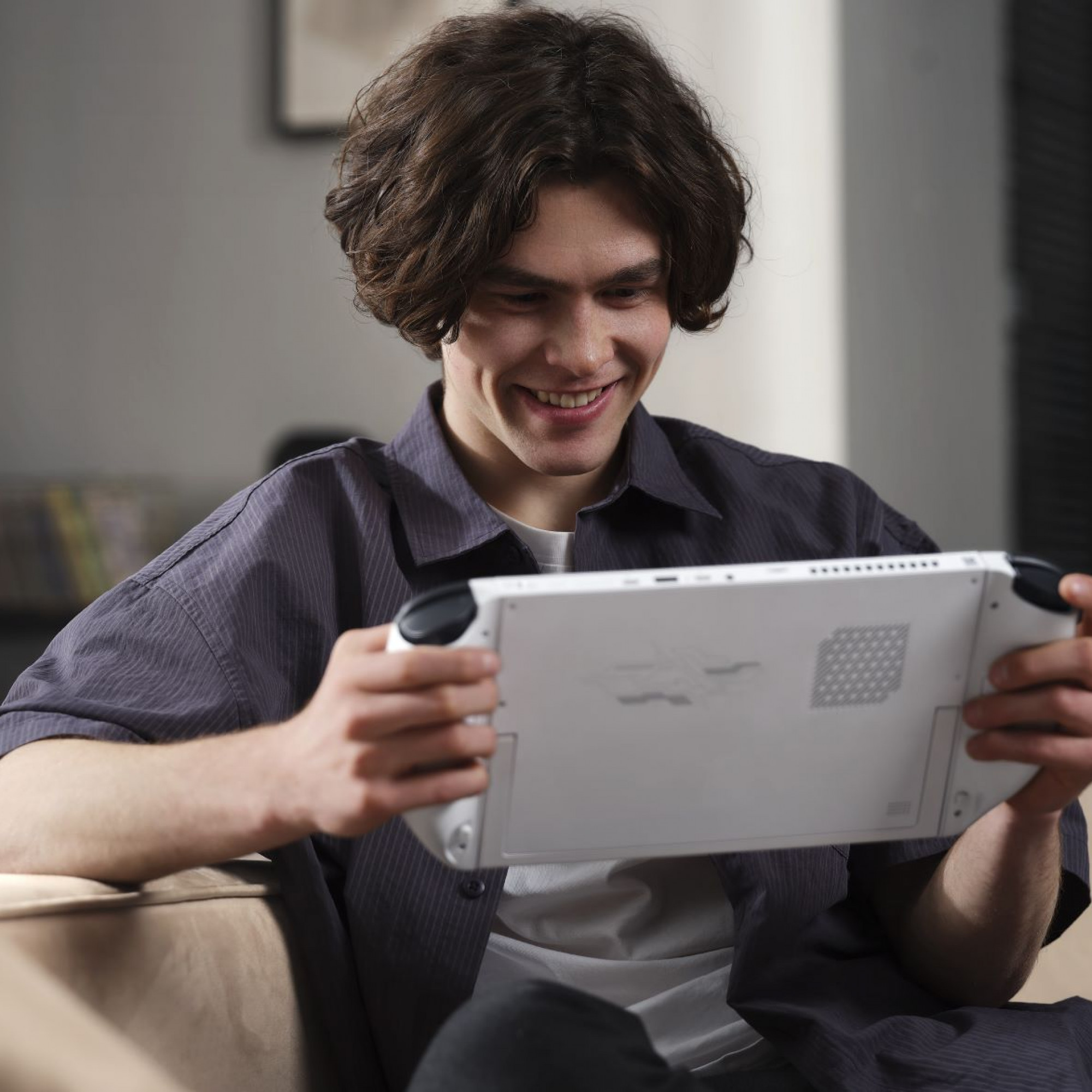 Портативная игровая консоль Abxylute 3D One